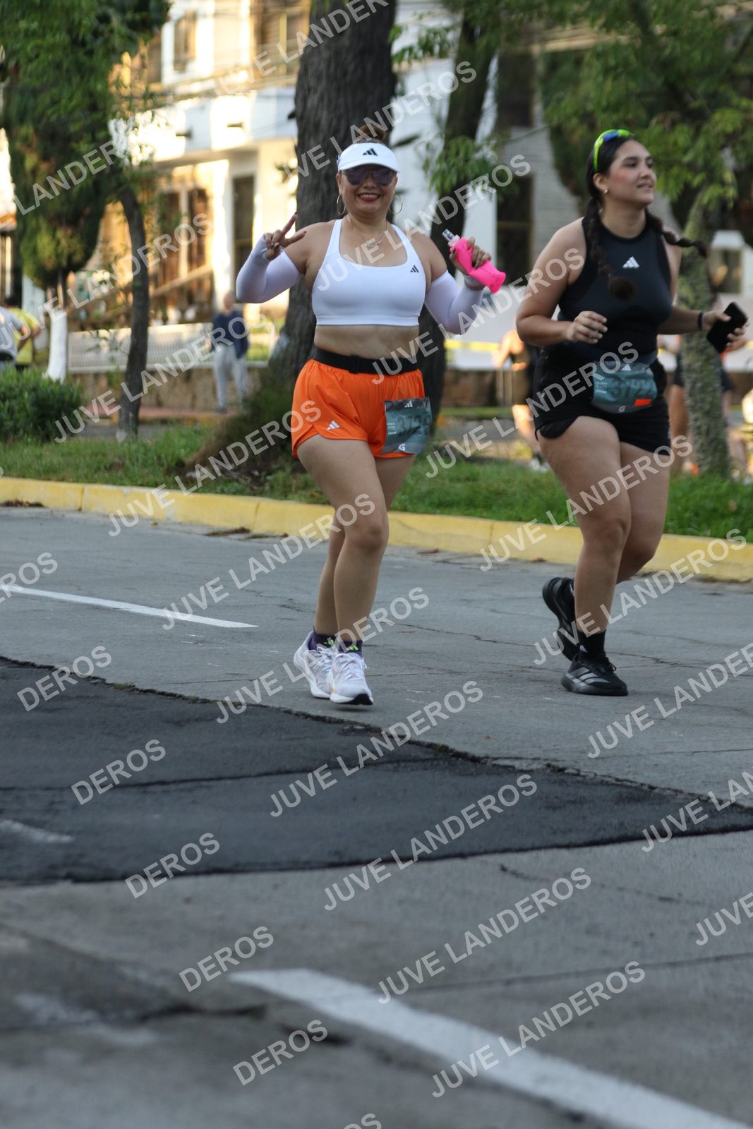 Foto de ADIDAS SPLITS GUADALAJARA 15K / 30K en Av. San Ignacio esquina Av. Ignacio L. Vallarta, Zapopan a las 07:25