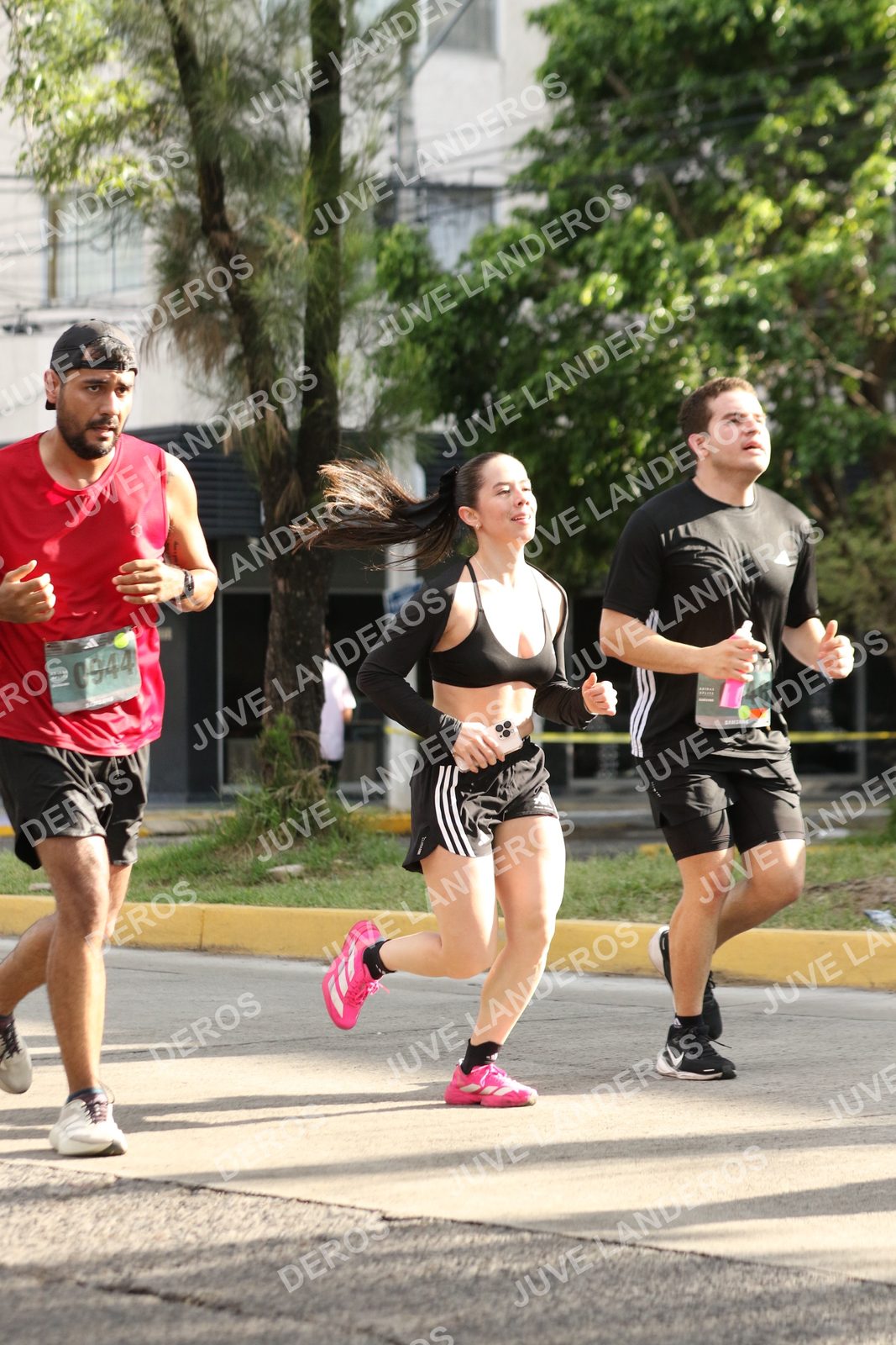 Foto de ADIDAS SPLITS GUADALAJARA 15K / 30K en Av. San Ignacio esquina Av. Ignacio L. Vallarta, Zapopan a las 08:55 · dorsal 40, 944