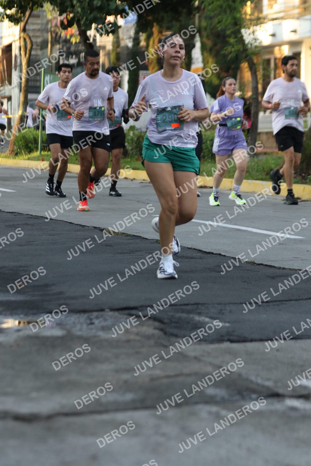 Foto de ADIDAS SPLITS GUADALAJARA 15K / 30K en Av. San Ignacio esquina Av. Ignacio L. Vallarta, Zapopan a las 07:14 · dorsal 290