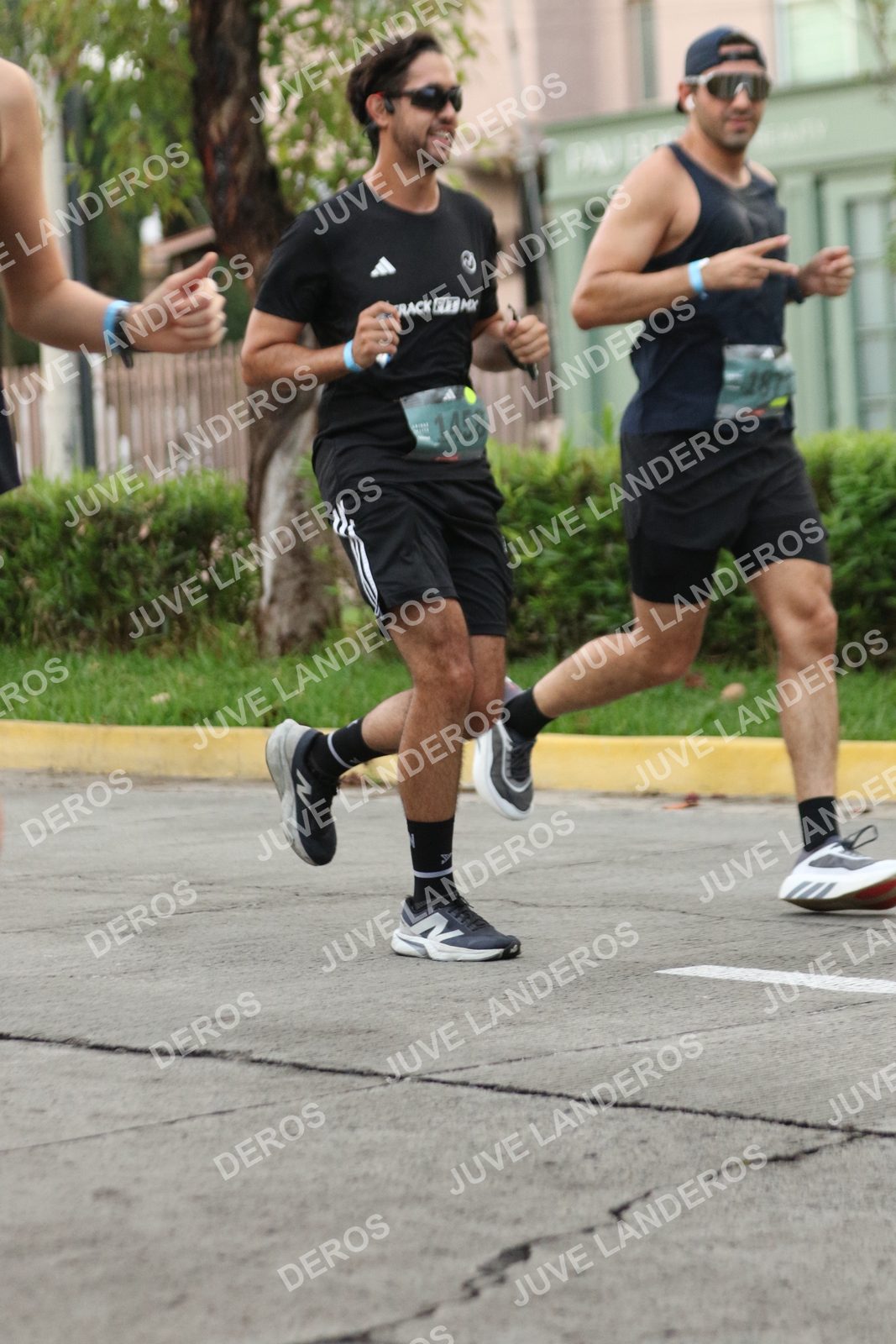 Foto de ADIDAS SPLITS GUADALAJARA 15K / 30K en Av. San Ignacio esquina Av. Ignacio L. Vallarta, Zapopan a las 06:55 · dorsal 1458