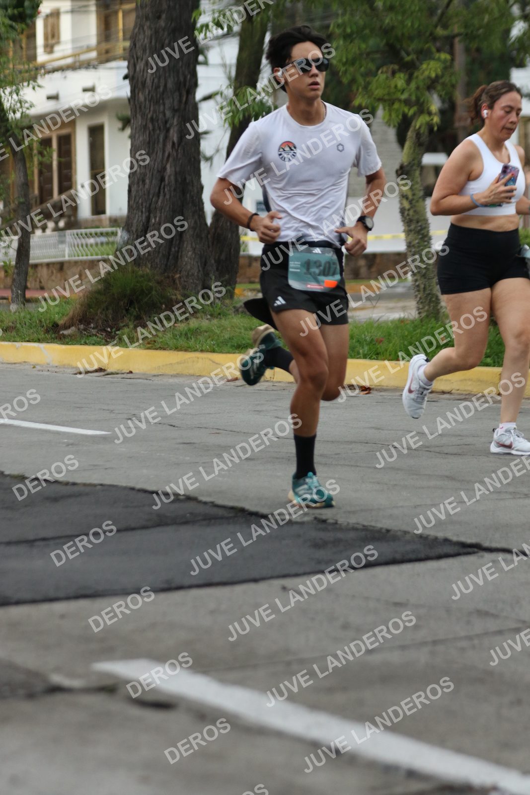 Foto de ADIDAS SPLITS GUADALAJARA 15K / 30K en Av. San Ignacio esquina Av. Ignacio L. Vallarta, Zapopan a las 07:01 · dorsal 1307