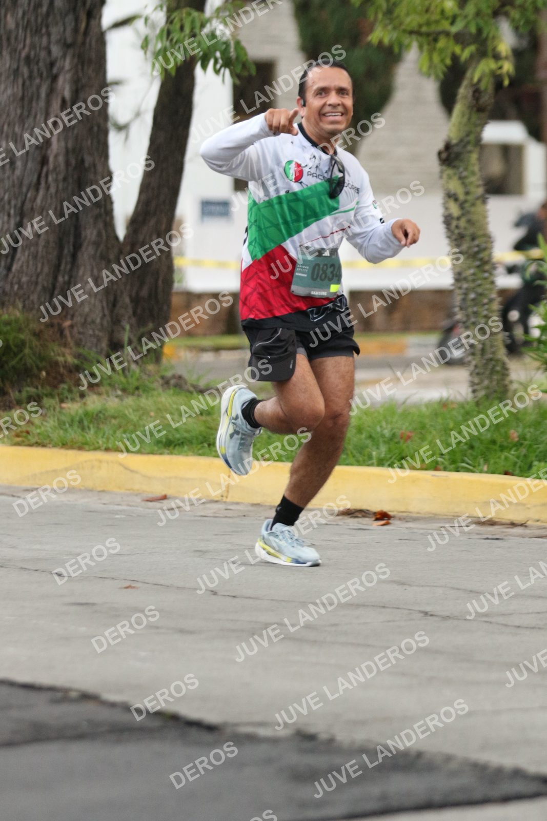 Foto de ADIDAS SPLITS GUADALAJARA 15K / 30K en Av. San Ignacio esquina Av. Ignacio L. Vallarta, Zapopan a las 06:52 · dorsal 834