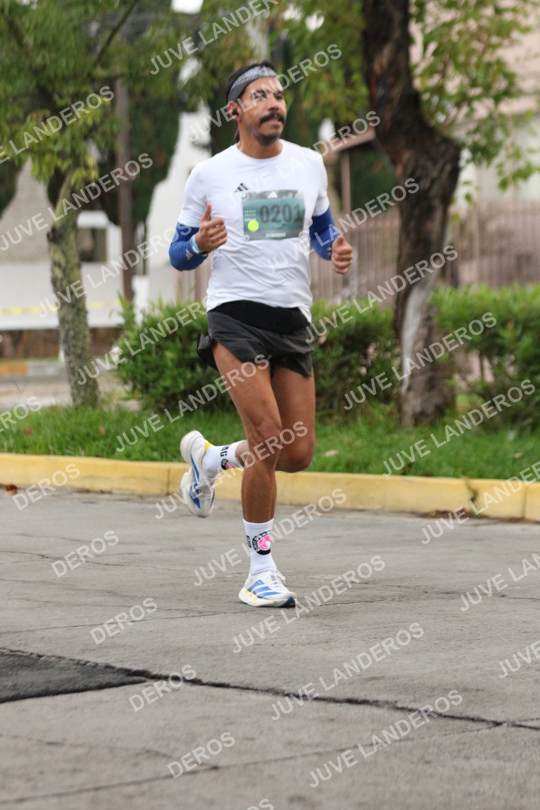 Foto de ADIDAS SPLITS GUADALAJARA 15K / 30K en Av. San Ignacio esquina Av. Ignacio L. Vallarta, Zapopan a las 06:50 · dorsal 201