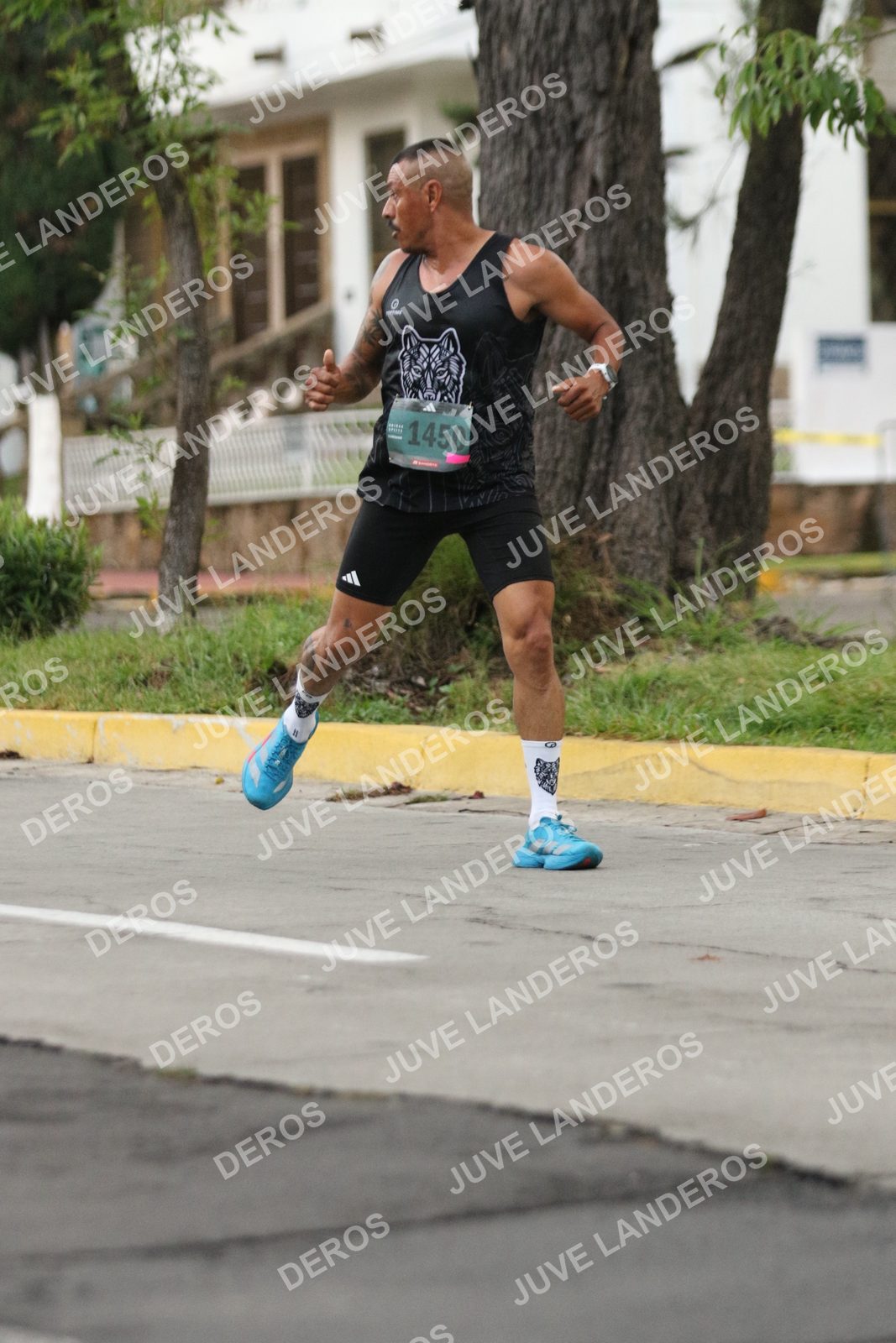 Foto de ADIDAS SPLITS GUADALAJARA 15K / 30K en Av. San Ignacio esquina Av. Ignacio L. Vallarta, Zapopan a las 06:51 · dorsal 1450