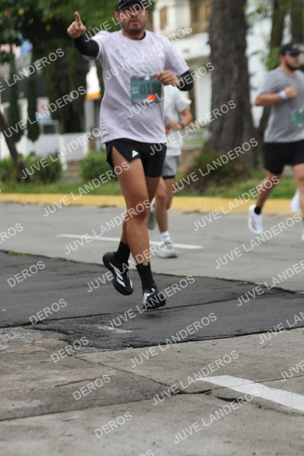 Foto de ADIDAS SPLITS GUADALAJARA 15K / 30K en Av. San Ignacio esquina Av. Ignacio L. Vallarta, Zapopan a las 06:56 · dorsal 182