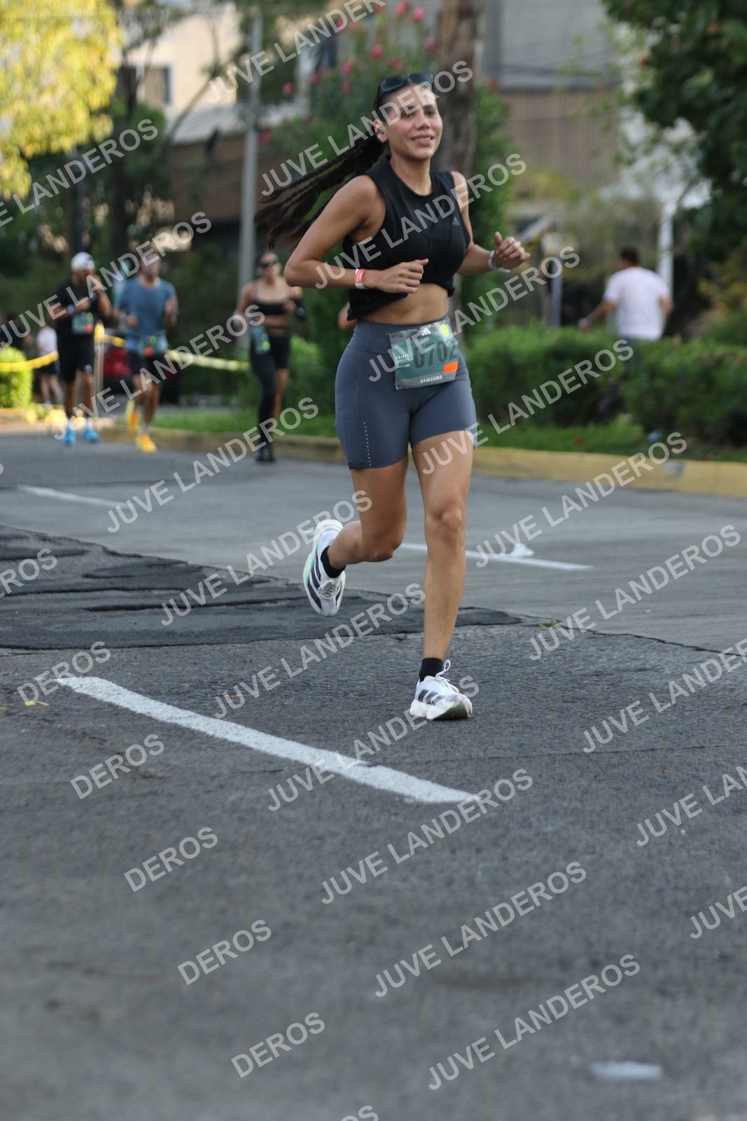 Foto de ADIDAS SPLITS GUADALAJARA 15K / 30K en Av. San Ignacio esquina Av. Ignacio L. Vallarta, Zapopan a las 07:28 · dorsal 702