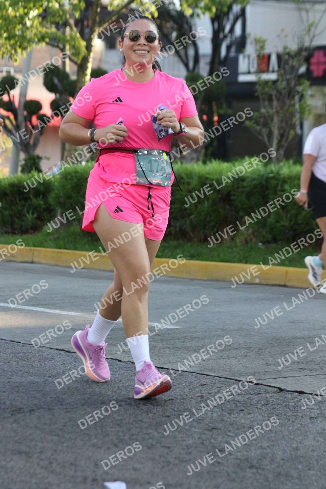 Foto de ADIDAS SPLITS GUADALAJARA 15K / 30K en Av. San Ignacio esquina Av. Ignacio L. Vallarta, Zapopan a las 07:53 · dorsal 178