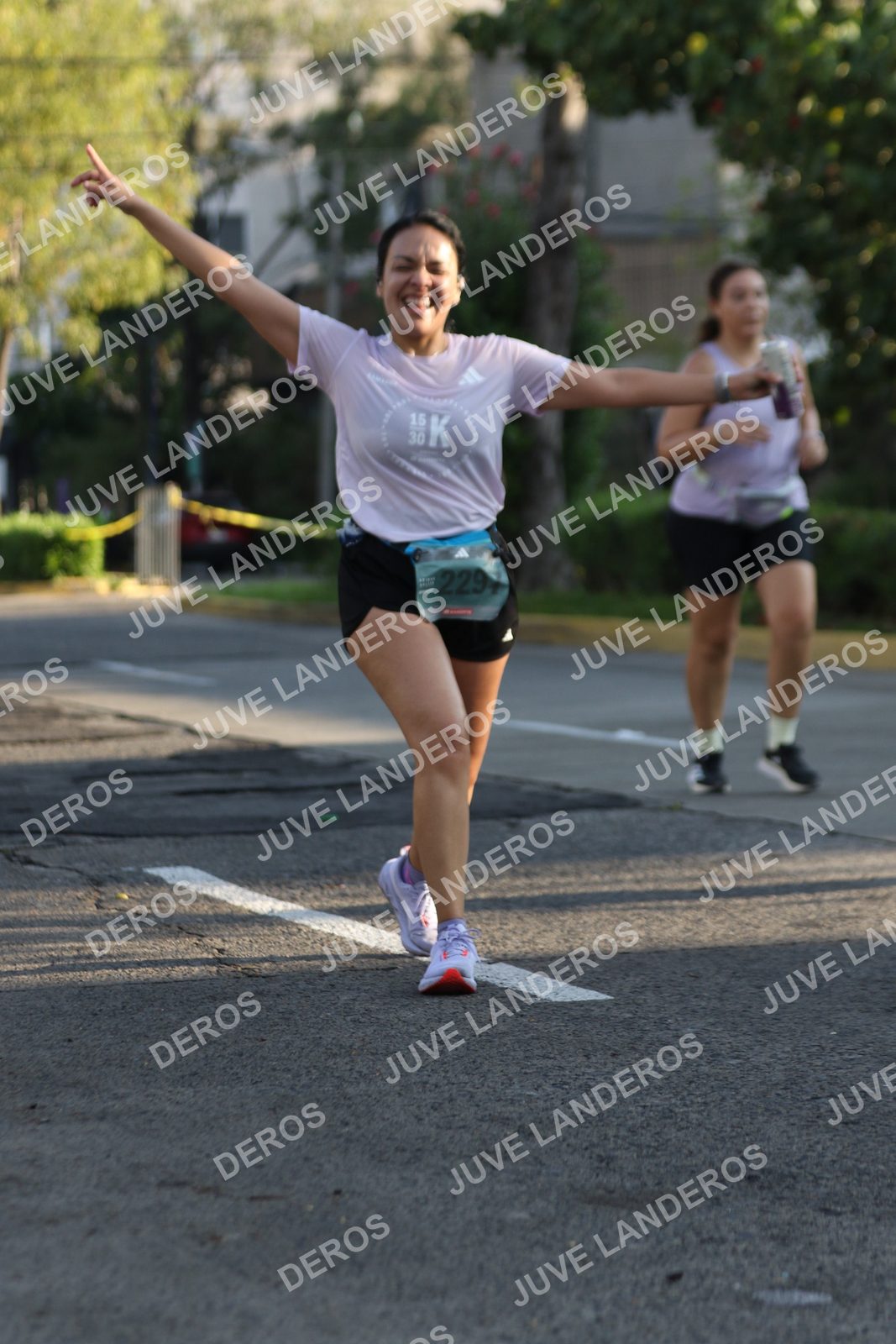 Foto de ADIDAS SPLITS GUADALAJARA 15K / 30K en Av. San Ignacio esquina Av. Ignacio L. Vallarta, Zapopan a las 07:56 · dorsal 30