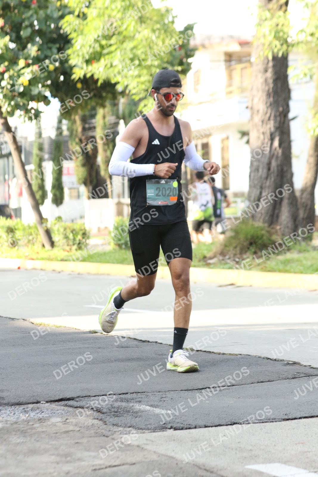 Foto de ADIDAS SPLITS GUADALAJARA 15K / 30K en Av. San Ignacio esquina Av. Ignacio L. Vallarta, Zapopan a las 08:32 · dorsal 2020