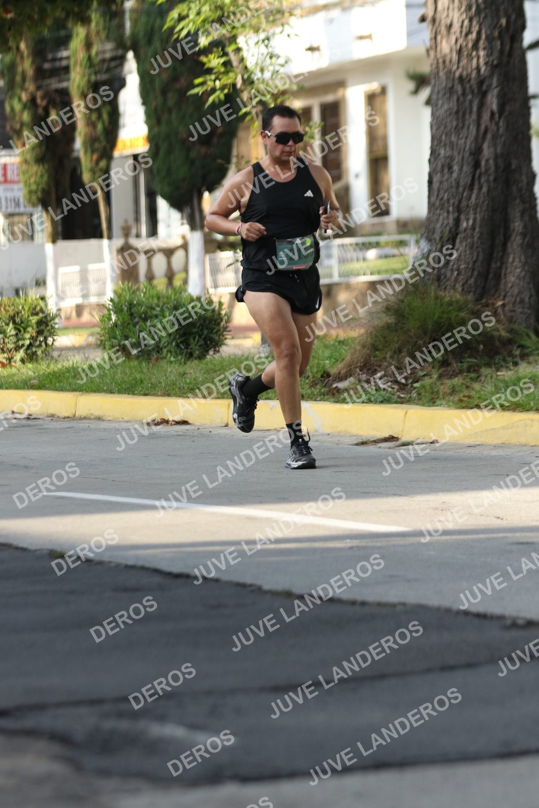 Foto de ADIDAS SPLITS GUADALAJARA 15K / 30K en Av. San Ignacio esquina Av. Ignacio L. Vallarta, Zapopan a las 08:30 · dorsal 2180, 3156
