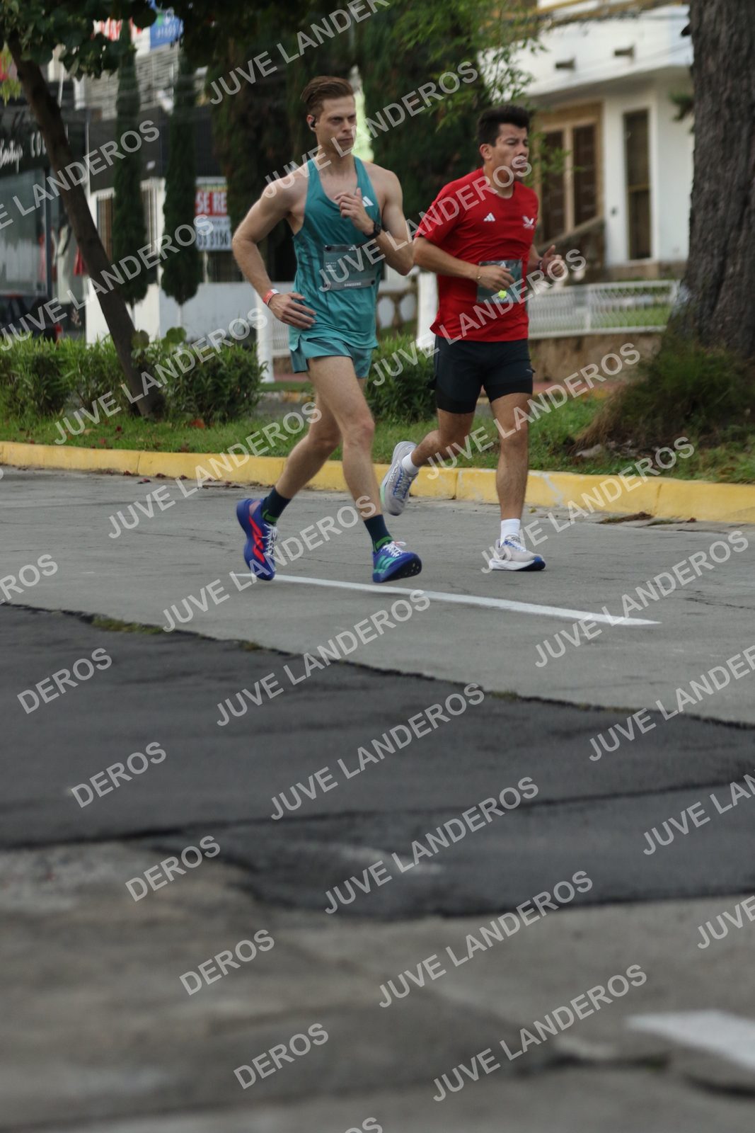 Foto de ADIDAS SPLITS GUADALAJARA 15K / 30K en Av. San Ignacio esquina Av. Ignacio L. Vallarta, Zapopan a las 07:02 · dorsal 988