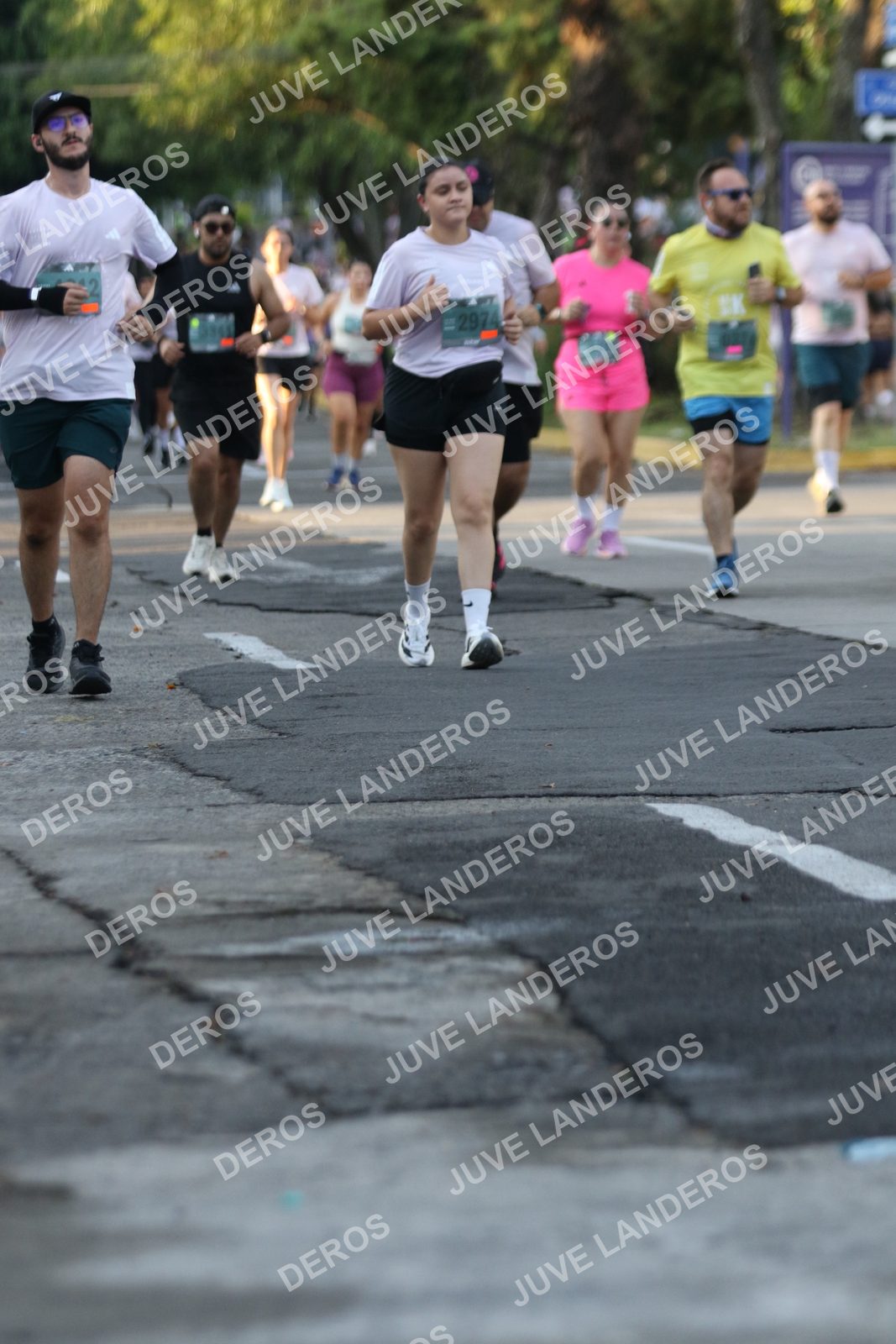 Foto de ADIDAS SPLITS GUADALAJARA 15K / 30K en Av. San Ignacio esquina Av. Ignacio L. Vallarta, Zapopan a las 07:18 · dorsal 297