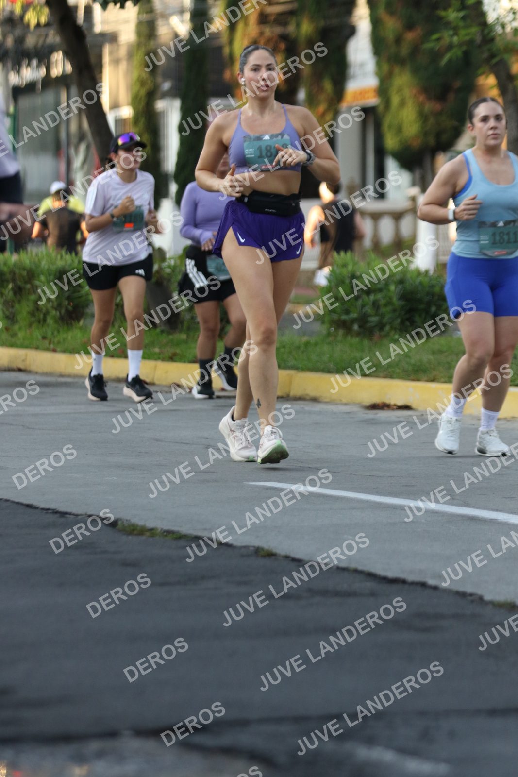Foto de ADIDAS SPLITS GUADALAJARA 15K / 30K en Av. San Ignacio esquina Av. Ignacio L. Vallarta, Zapopan a las 07:19 · dorsal 1811