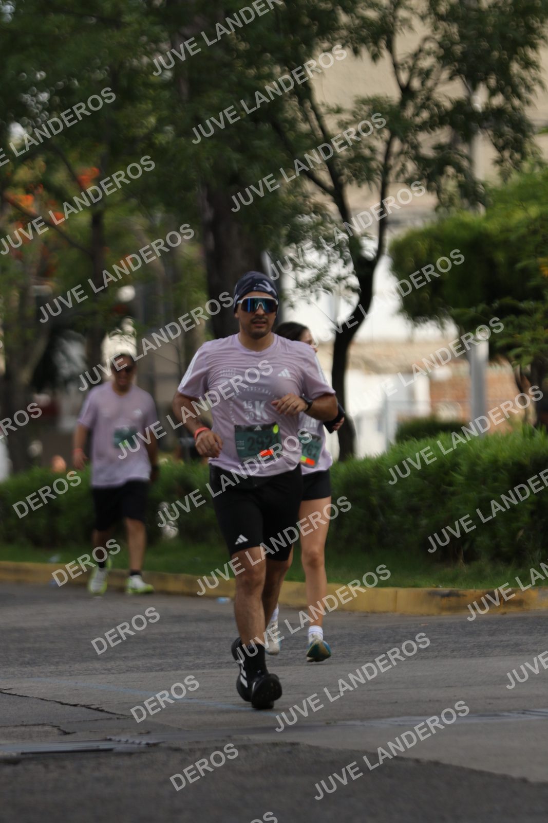 Foto de ADIDAS SPLITS GUADALAJARA 15K / 30K en Av. San Ignacio esquina Av. Ignacio L. Vallarta, Zapopan a las 09:05 · dorsal 292, 767