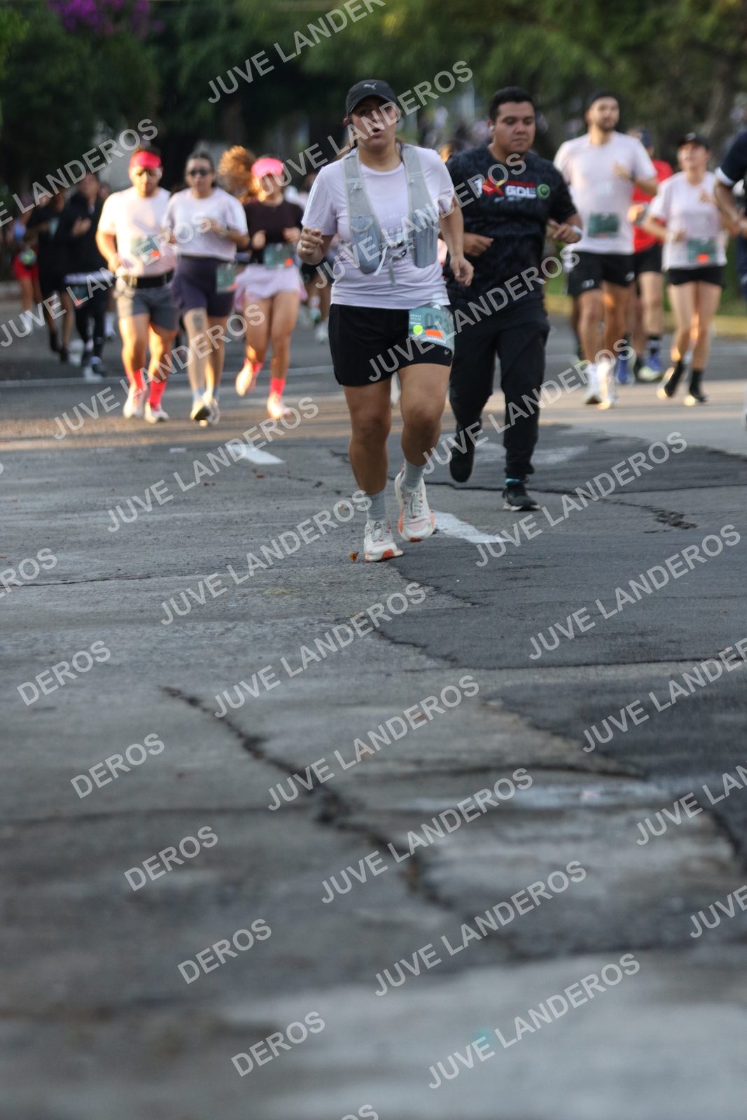 Foto de ADIDAS SPLITS GUADALAJARA 15K / 30K en Av. San Ignacio esquina Av. Ignacio L. Vallarta, Zapopan a las 07:16 · dorsal 23