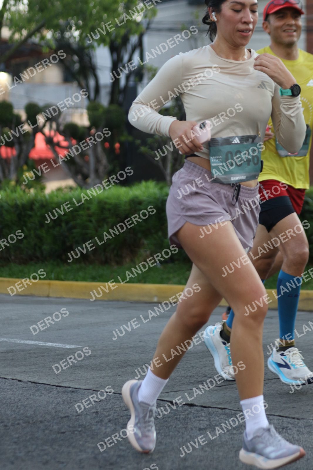 Foto de ADIDAS SPLITS GUADALAJARA 15K / 30K en Av. San Ignacio esquina Av. Ignacio L. Vallarta, Zapopan a las 07:32 · dorsal 646