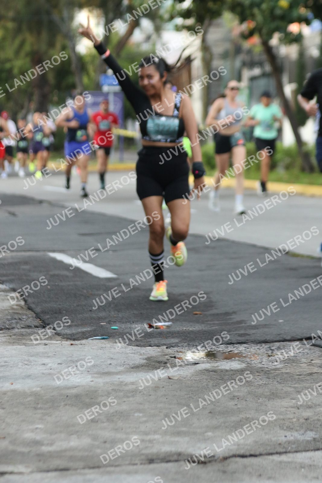 Foto de ADIDAS SPLITS GUADALAJARA 15K / 30K en Av. San Ignacio esquina Av. Ignacio L. Vallarta, Zapopan a las 07:05