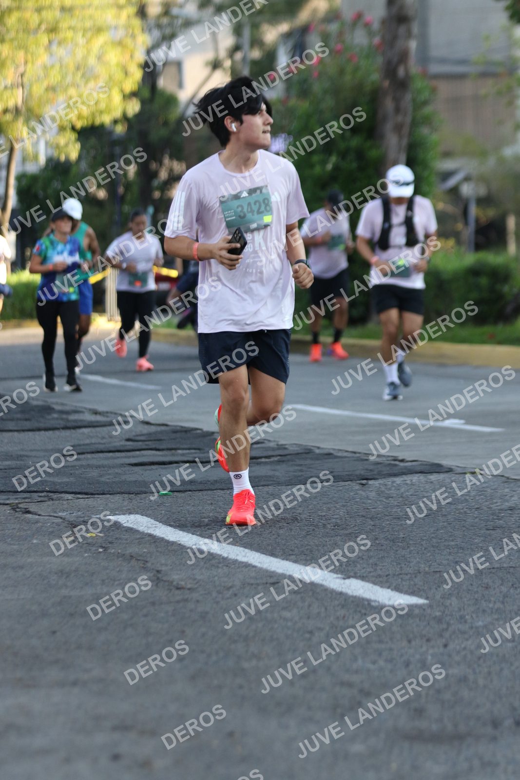 Foto de ADIDAS SPLITS GUADALAJARA 15K / 30K en Av. San Ignacio esquina Av. Ignacio L. Vallarta, Zapopan a las 07:39