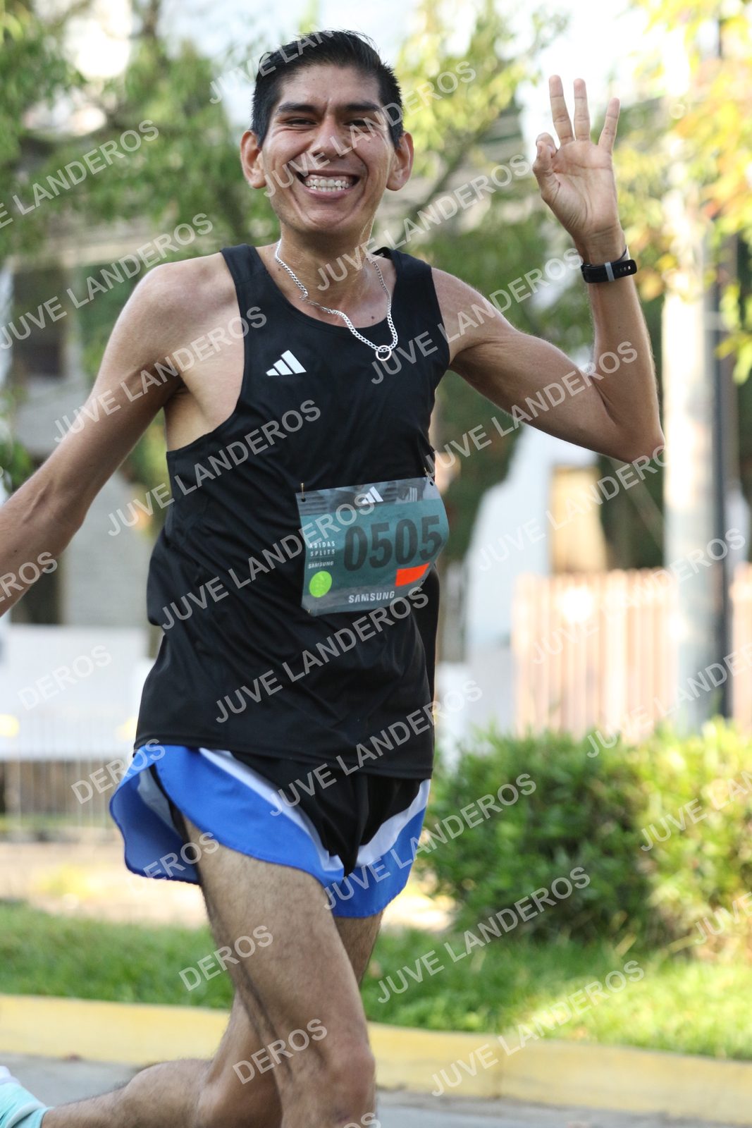 Foto de ADIDAS SPLITS GUADALAJARA 15K / 30K en Av. San Ignacio esquina Av. Ignacio L. Vallarta, Zapopan a las 08:07 · dorsal 505