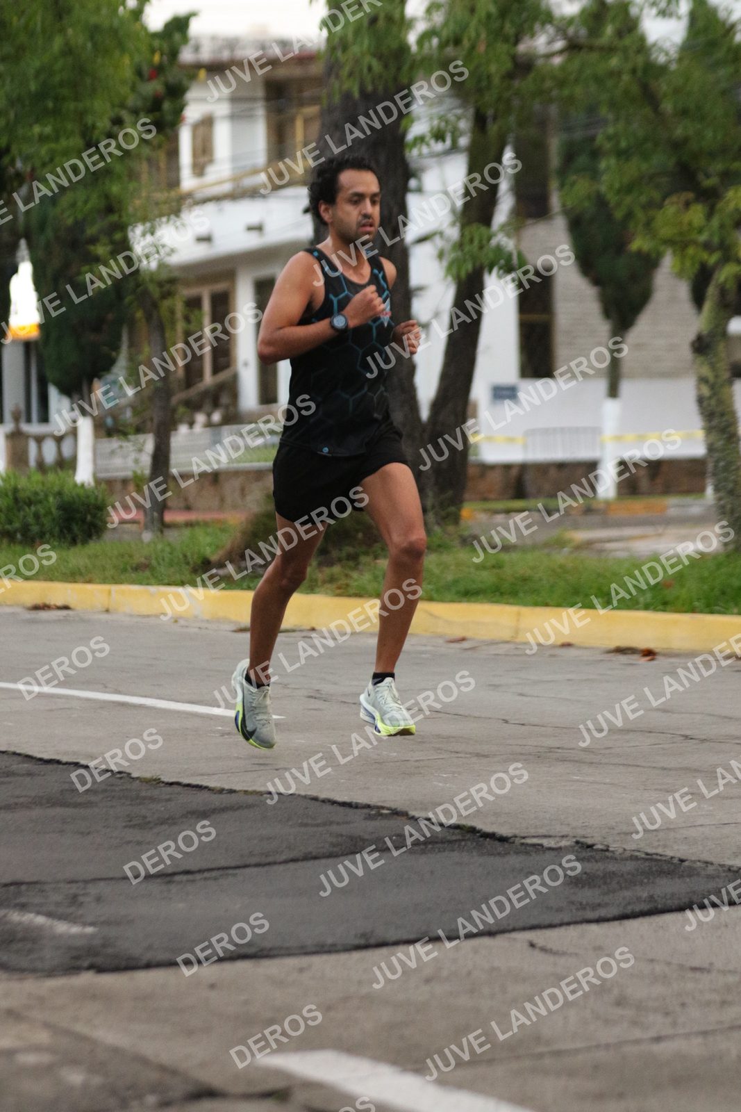 Foto de ADIDAS SPLITS GUADALAJARA 15K / 30K en Av. San Ignacio esquina Av. Ignacio L. Vallarta, Zapopan a las 06:48