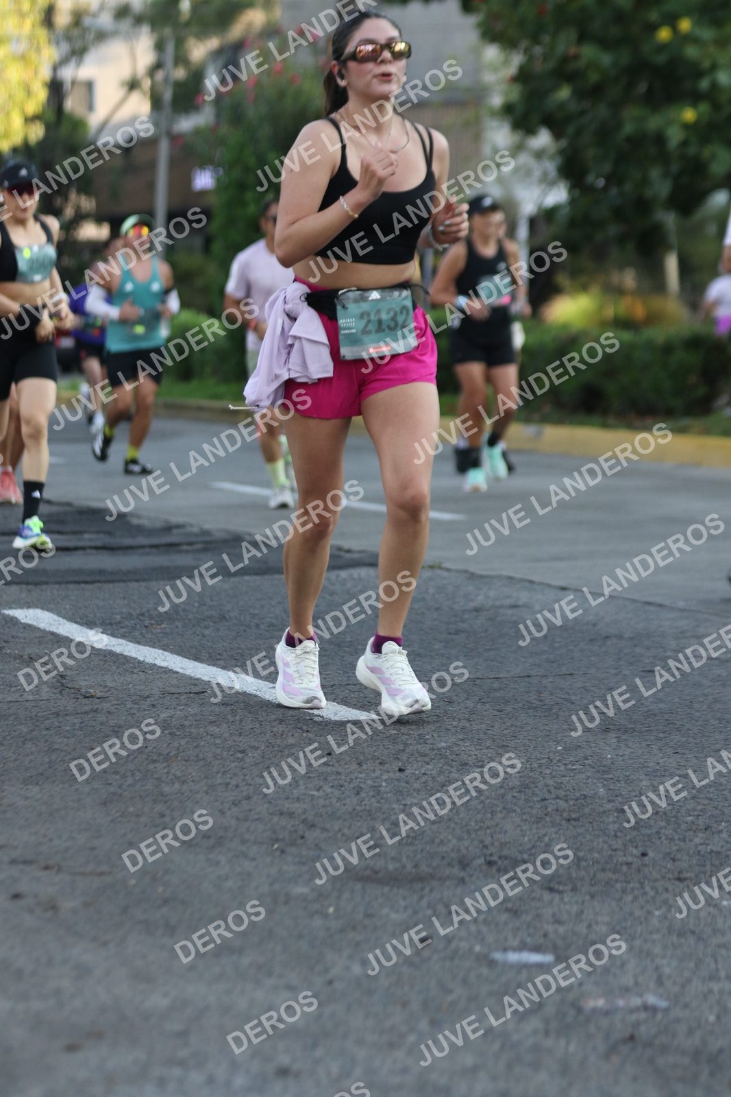Foto de ADIDAS SPLITS GUADALAJARA 15K / 30K en Av. San Ignacio esquina Av. Ignacio L. Vallarta, Zapopan a las 07:35 · dorsal 2132