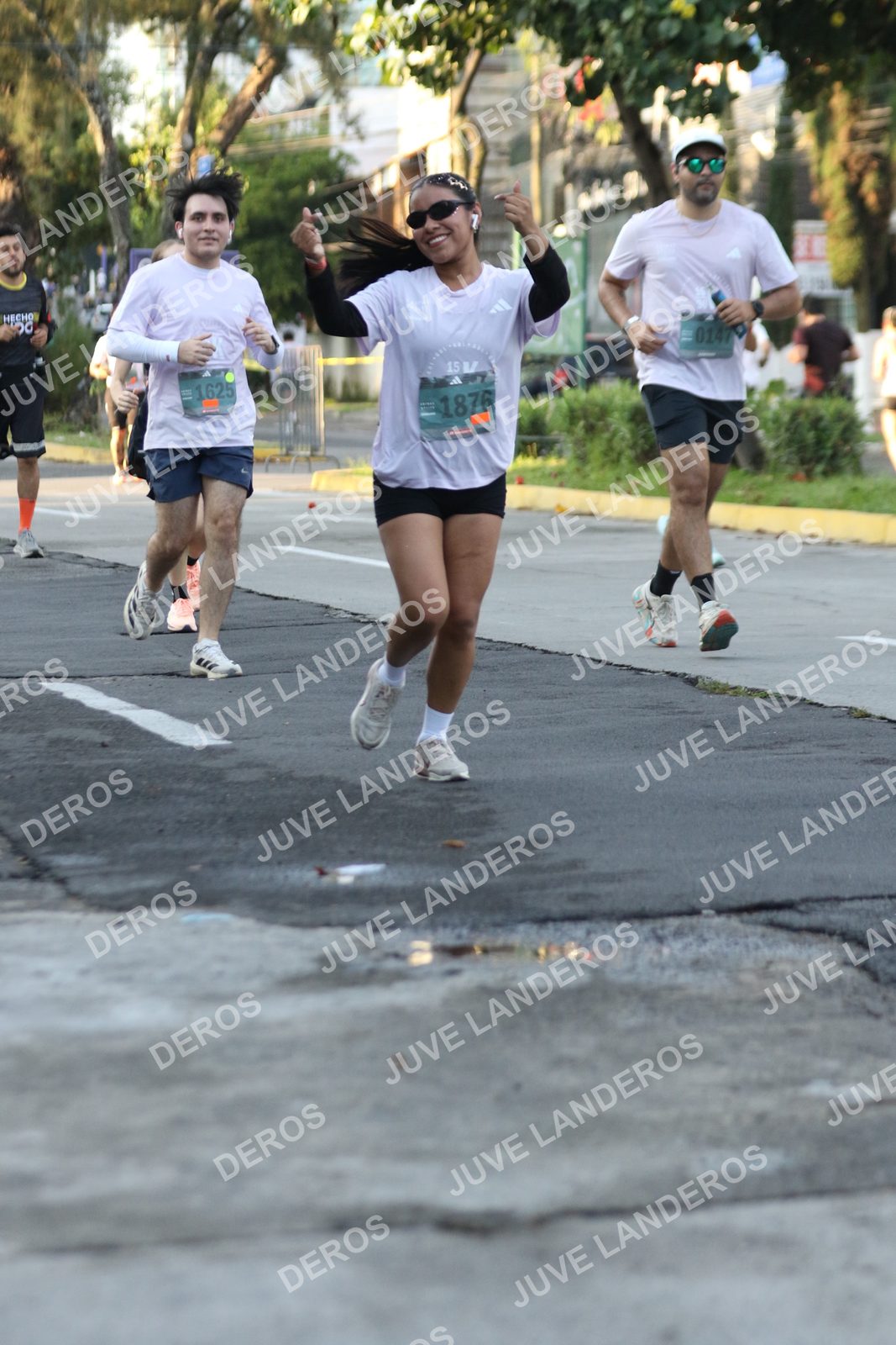 Foto de ADIDAS SPLITS GUADALAJARA 15K / 30K en Av. San Ignacio esquina Av. Ignacio L. Vallarta, Zapopan a las 07:20 · dorsal 1876, 147, 1625