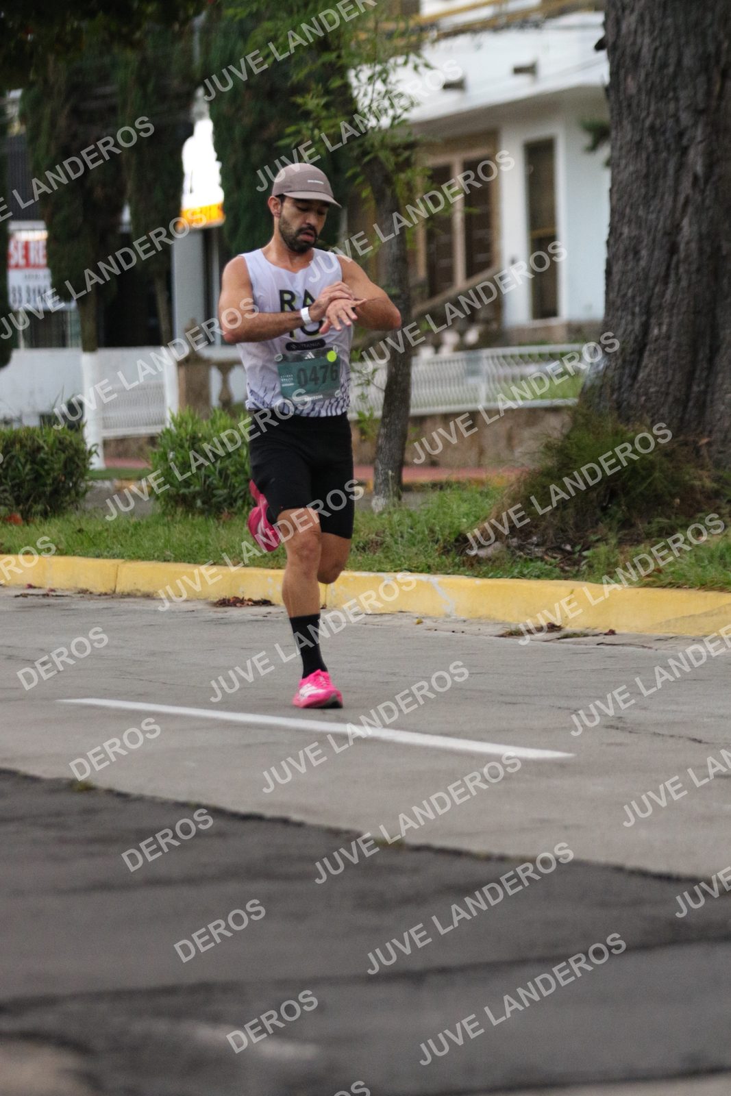 Foto de ADIDAS SPLITS GUADALAJARA 15K / 30K en Av. San Ignacio esquina Av. Ignacio L. Vallarta, Zapopan a las 06:46 · dorsal 476, 3156