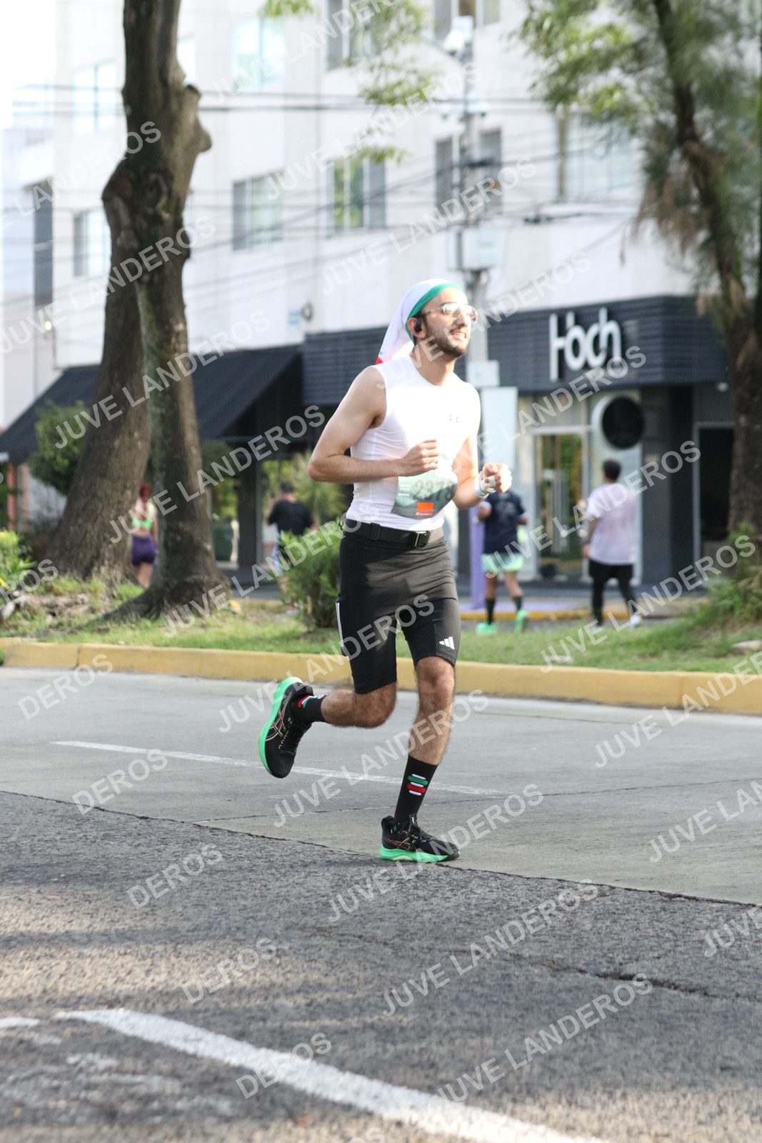 Foto de ADIDAS SPLITS GUADALAJARA 15K / 30K en Av. San Ignacio esquina Av. Ignacio L. Vallarta, Zapopan a las 08:42 · dorsal 2378