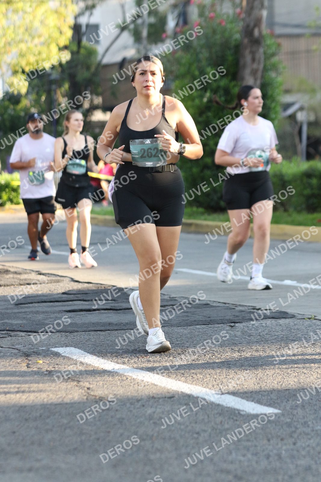 Foto de ADIDAS SPLITS GUADALAJARA 15K / 30K en Av. San Ignacio esquina Av. Ignacio L. Vallarta, Zapopan a las 07:55 · dorsal 2625