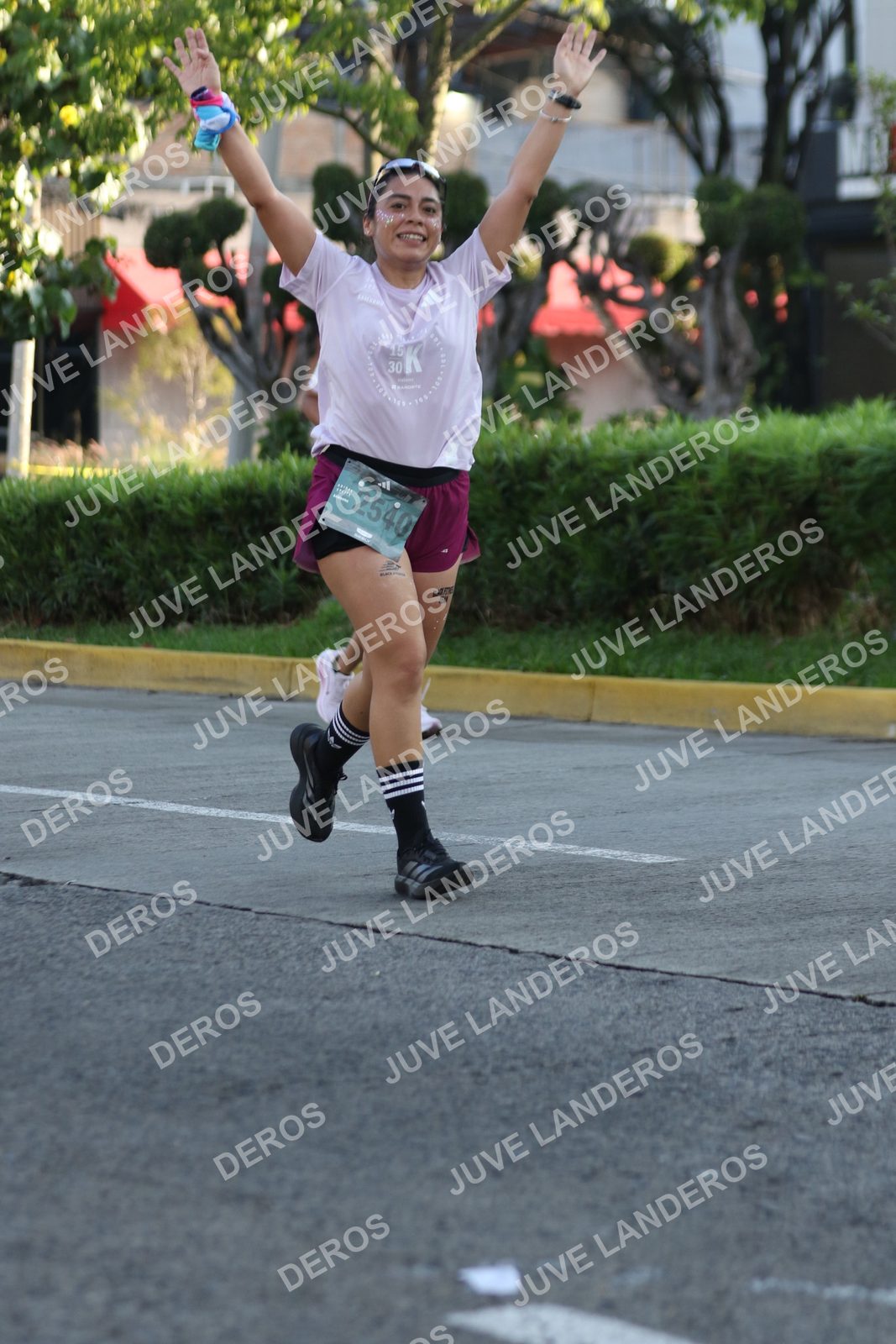 Foto de ADIDAS SPLITS GUADALAJARA 15K / 30K en Av. San Ignacio esquina Av. Ignacio L. Vallarta, Zapopan a las 07:47 · dorsal 2540, 30