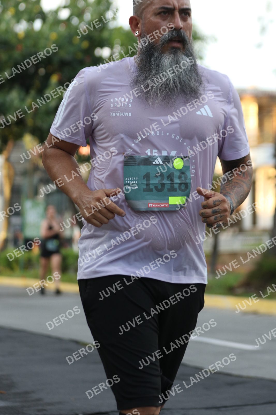 Foto de ADIDAS SPLITS GUADALAJARA 15K / 30K en Av. San Ignacio esquina Av. Ignacio L. Vallarta, Zapopan a las 07:10 · dorsal 1318