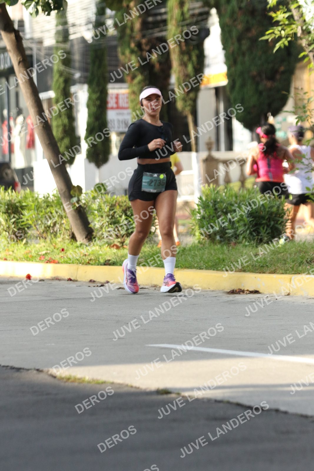 Foto de ADIDAS SPLITS GUADALAJARA 15K / 30K en Av. San Ignacio esquina Av. Ignacio L. Vallarta, Zapopan a las 08:32 · dorsal 2735
