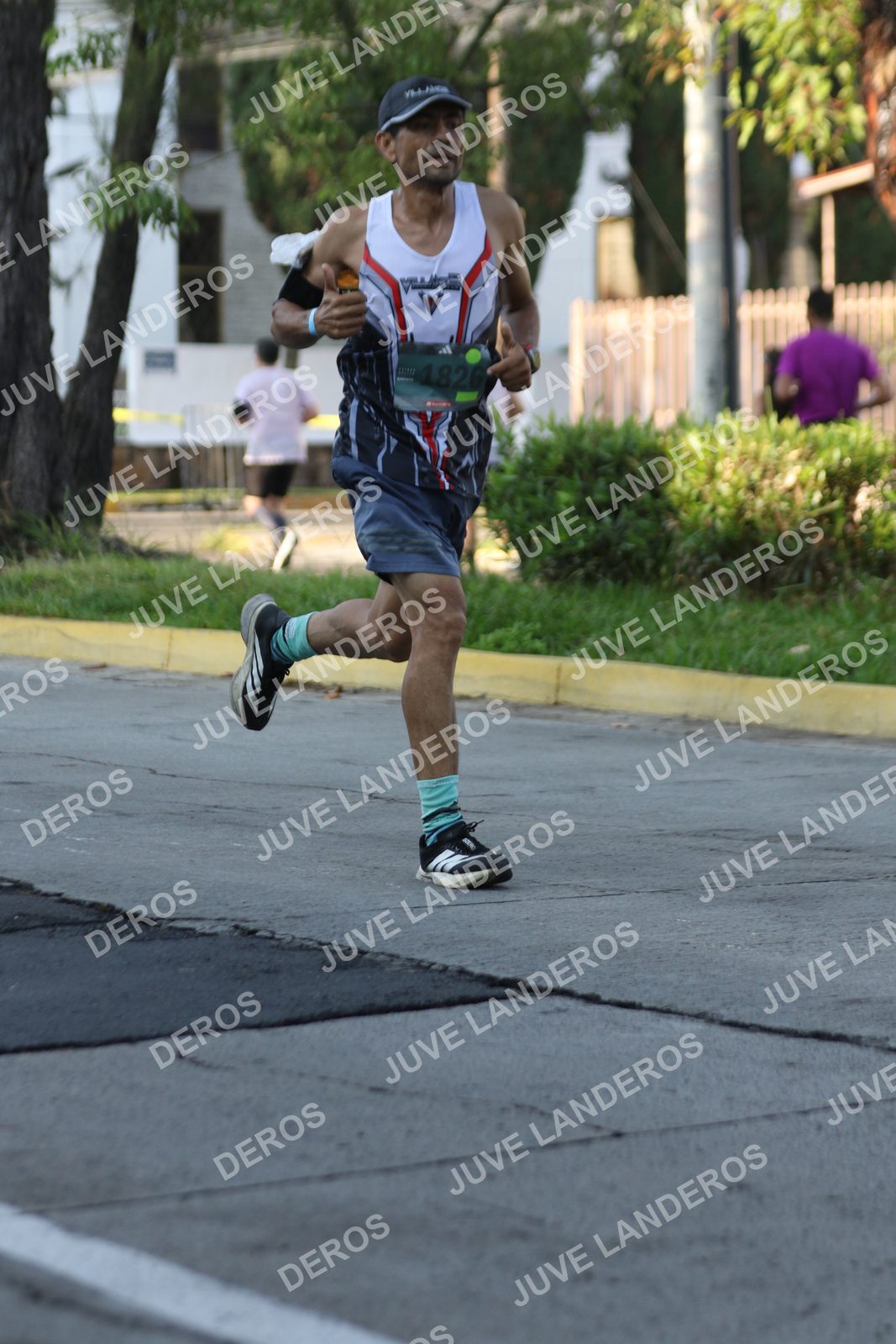 Foto de ADIDAS SPLITS GUADALAJARA 15K / 30K en Av. San Ignacio esquina Av. Ignacio L. Vallarta, Zapopan a las 07:59 · dorsal 4826