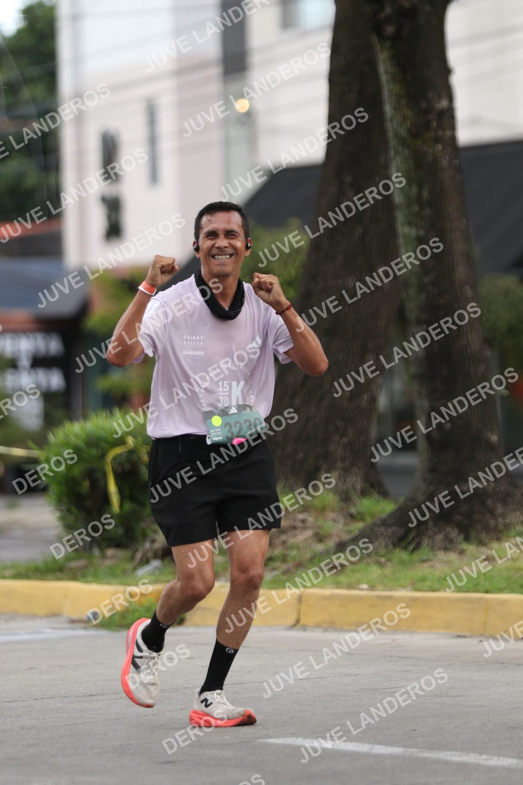 Foto de ADIDAS SPLITS GUADALAJARA 15K / 30K en Av. San Ignacio esquina Av. Ignacio L. Vallarta, Zapopan a las 09:05 · dorsal 3230, 15