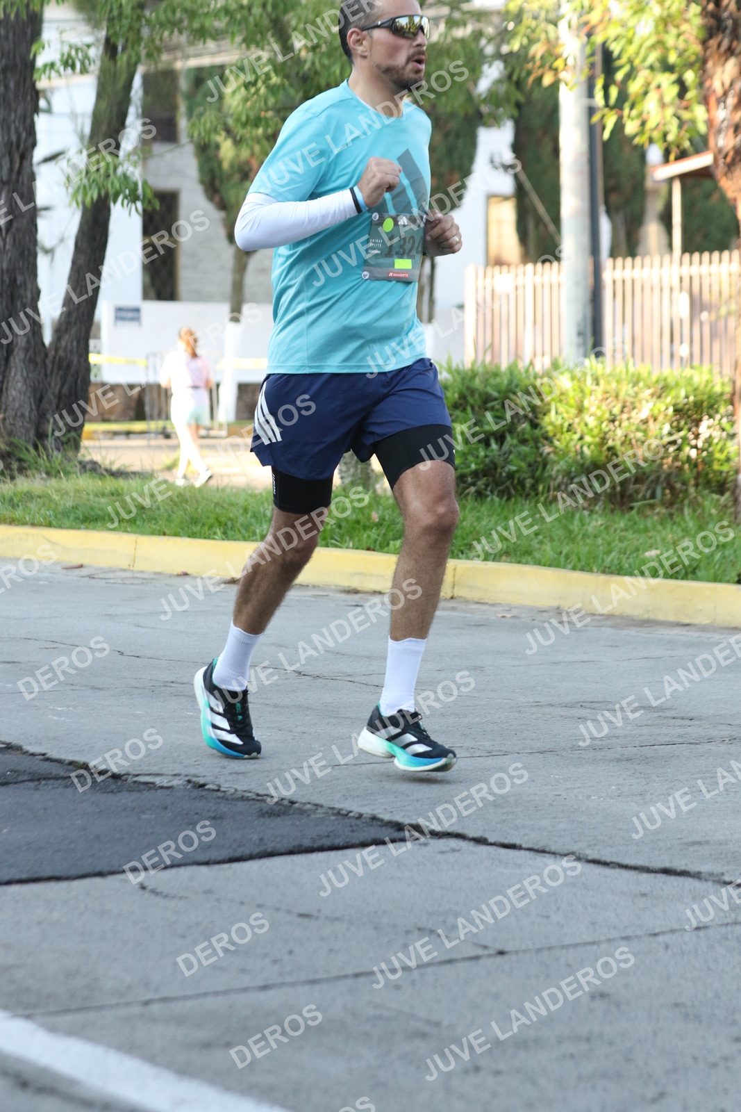 Foto de ADIDAS SPLITS GUADALAJARA 15K / 30K en Av. San Ignacio esquina Av. Ignacio L. Vallarta, Zapopan a las 07:59 · dorsal 1324