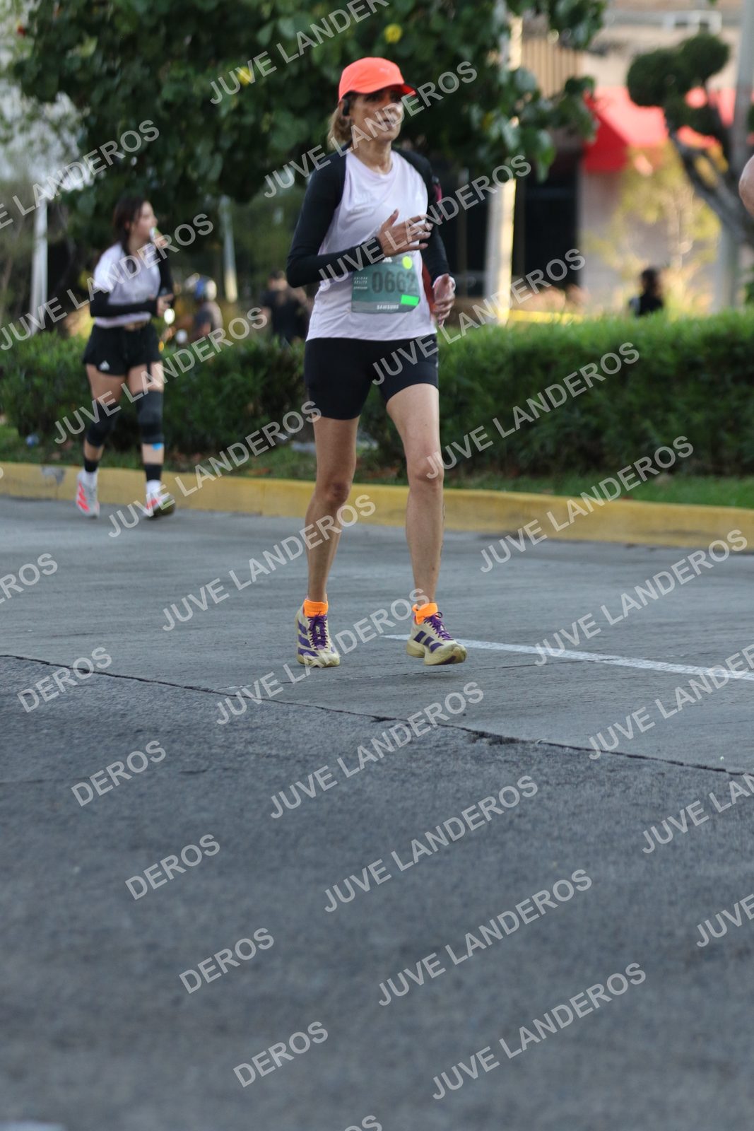 Foto de ADIDAS SPLITS GUADALAJARA 15K / 30K en Av. San Ignacio esquina Av. Ignacio L. Vallarta, Zapopan a las 07:37 · dorsal 662