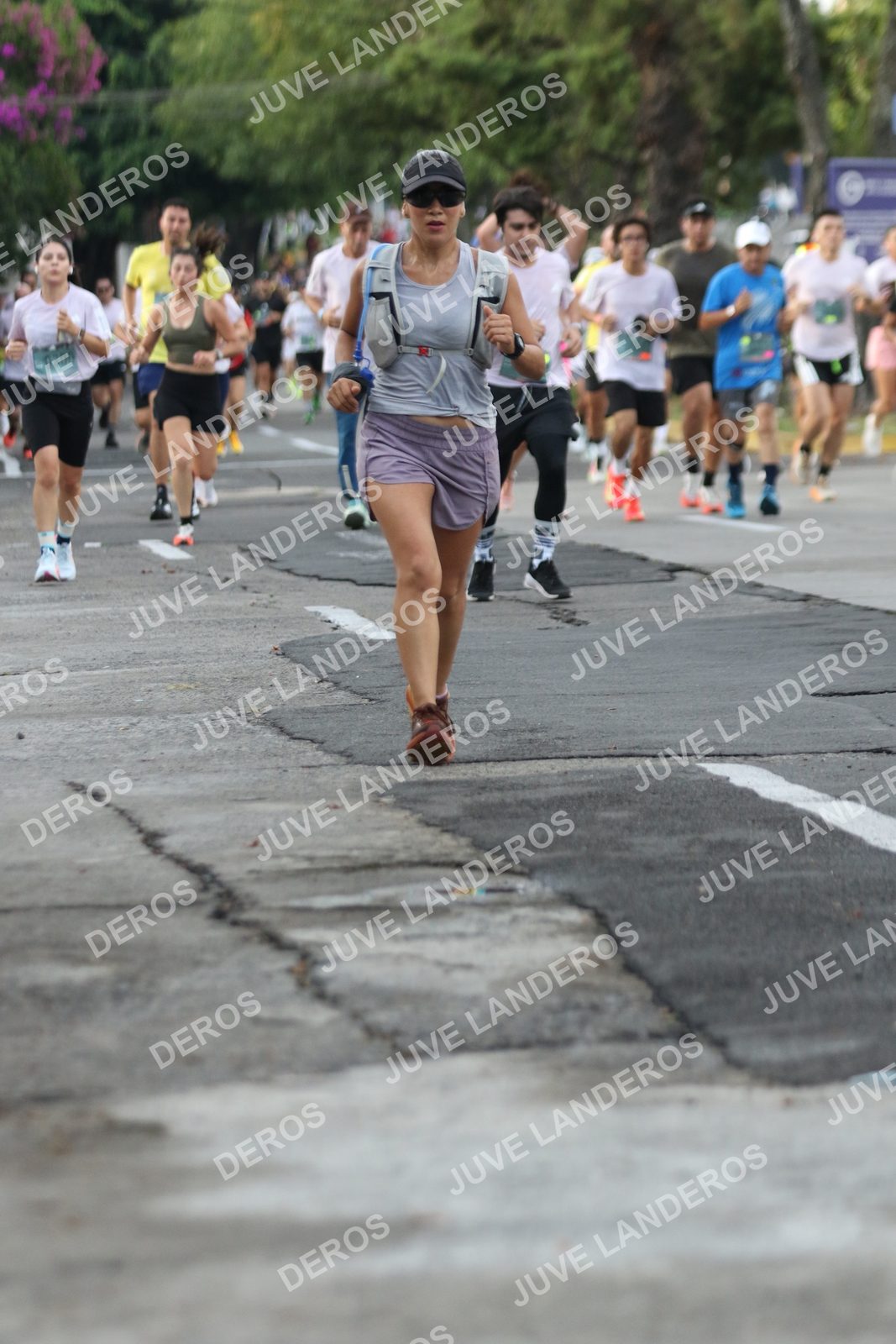 Foto de ADIDAS SPLITS GUADALAJARA 15K / 30K en Av. San Ignacio esquina Av. Ignacio L. Vallarta, Zapopan a las 07:05 · dorsal 300