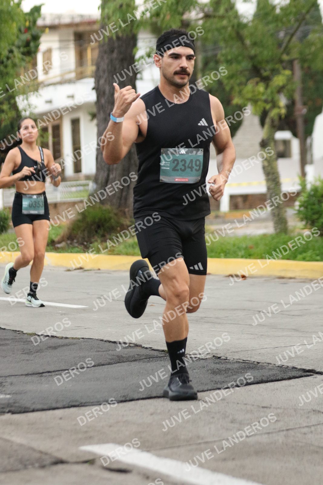 Foto de ADIDAS SPLITS GUADALAJARA 15K / 30K en Av. San Ignacio esquina Av. Ignacio L. Vallarta, Zapopan a las 06:53 · dorsal 2349, 353