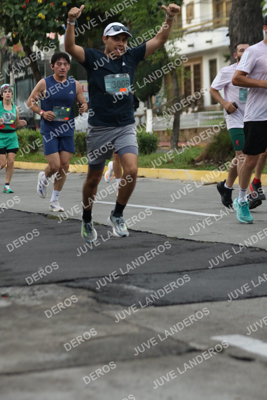 Foto de ADIDAS SPLITS GUADALAJARA 15K / 30K en Av. San Ignacio esquina Av. Ignacio L. Vallarta, Zapopan a las 07:01 · dorsal 3006, 1360