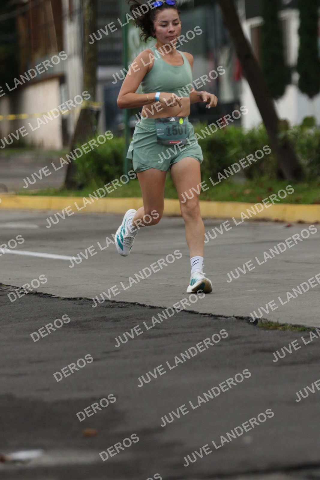 Foto de ADIDAS SPLITS GUADALAJARA 15K / 30K en Av. San Ignacio esquina Av. Ignacio L. Vallarta, Zapopan a las 06:53 · dorsal 1507