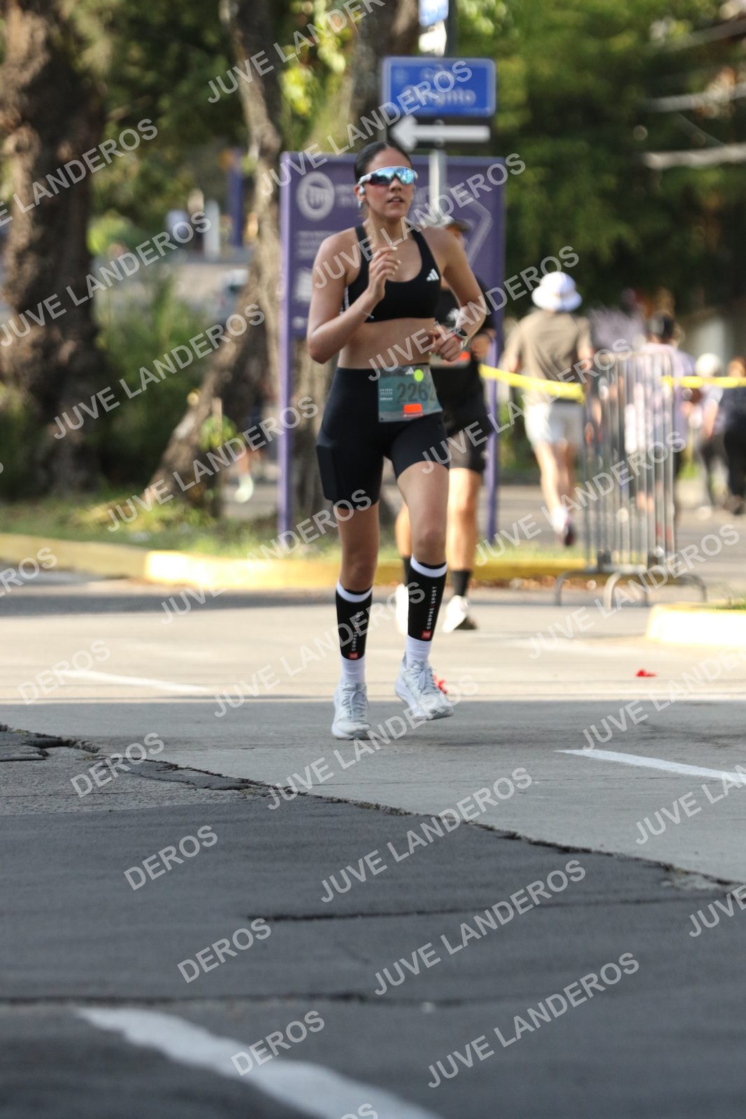 Foto de ADIDAS SPLITS GUADALAJARA 15K / 30K en Av. San Ignacio esquina Av. Ignacio L. Vallarta, Zapopan a las 08:27 · dorsal 2262