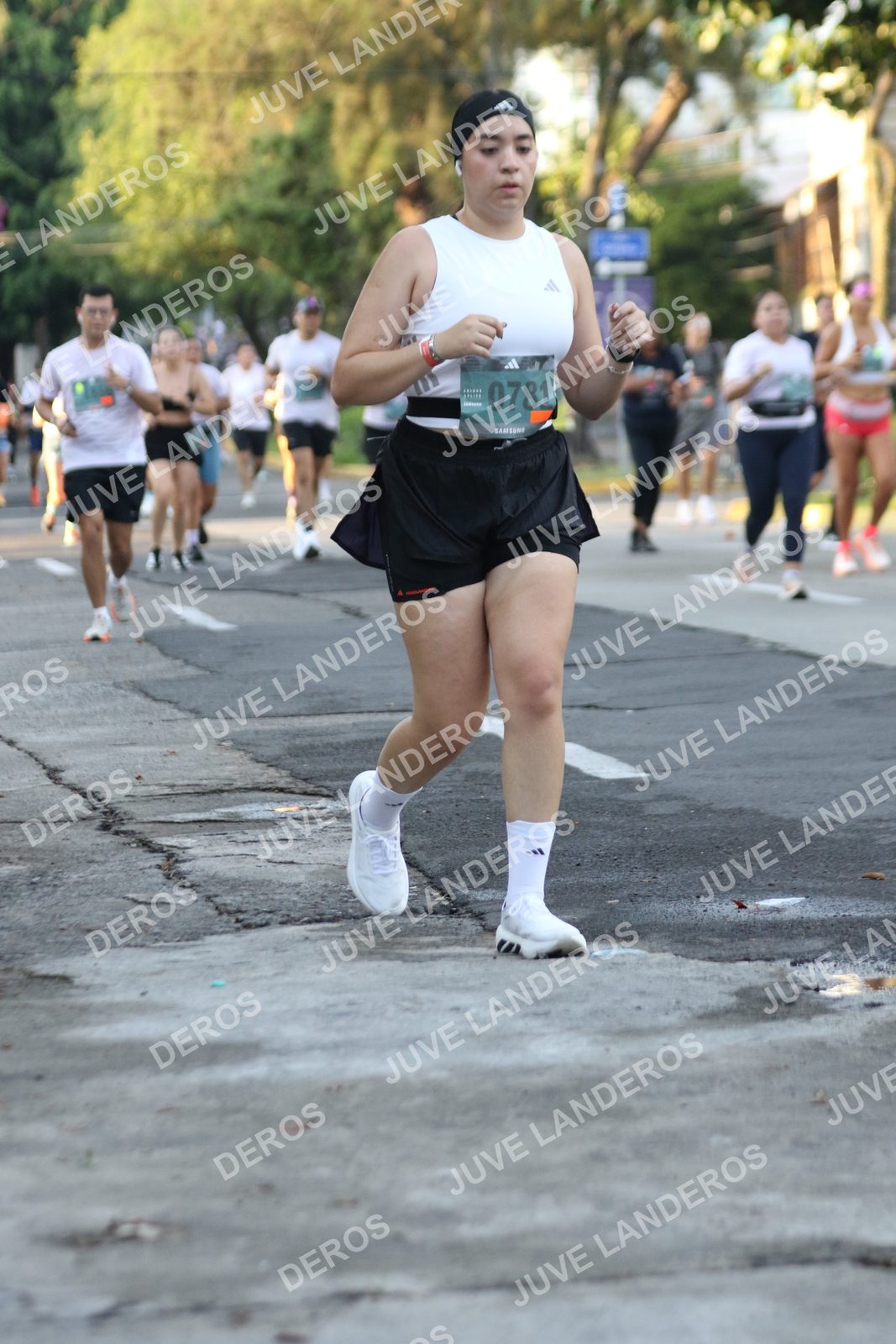 Foto de ADIDAS SPLITS GUADALAJARA 15K / 30K en Av. San Ignacio esquina Av. Ignacio L. Vallarta, Zapopan a las 07:19 · dorsal 781