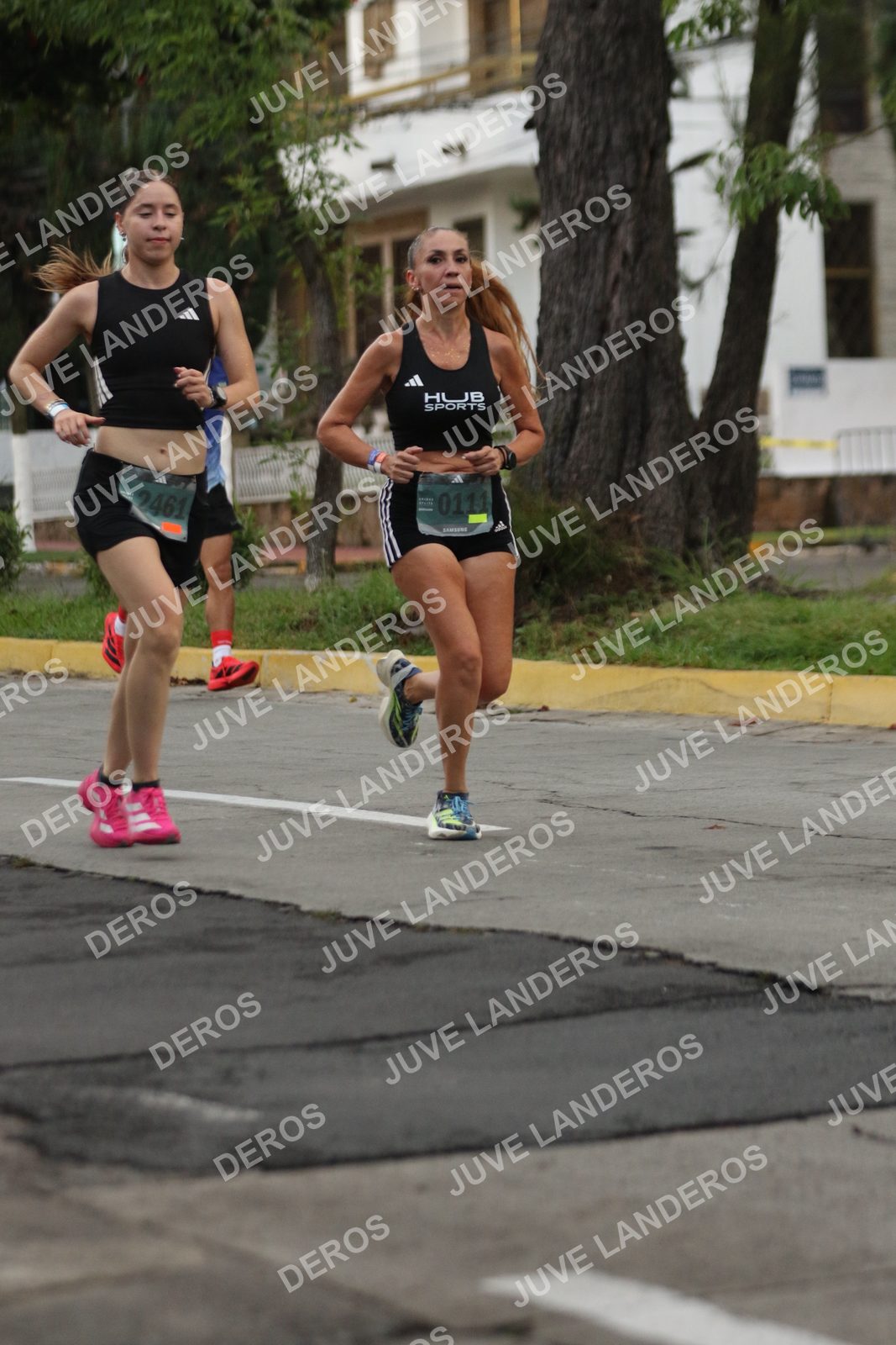 Foto de ADIDAS SPLITS GUADALAJARA 15K / 30K en Av. San Ignacio esquina Av. Ignacio L. Vallarta, Zapopan a las 06:52 · dorsal 111, 2461