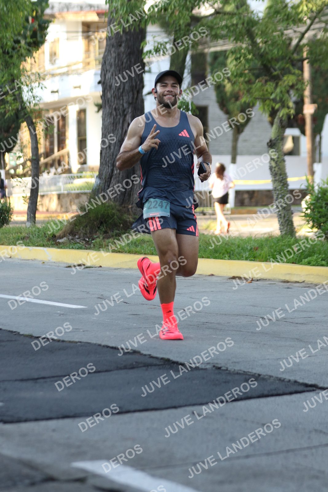 Foto de ADIDAS SPLITS GUADALAJARA 15K / 30K en Av. San Ignacio esquina Av. Ignacio L. Vallarta, Zapopan a las 07:59 · dorsal 2247