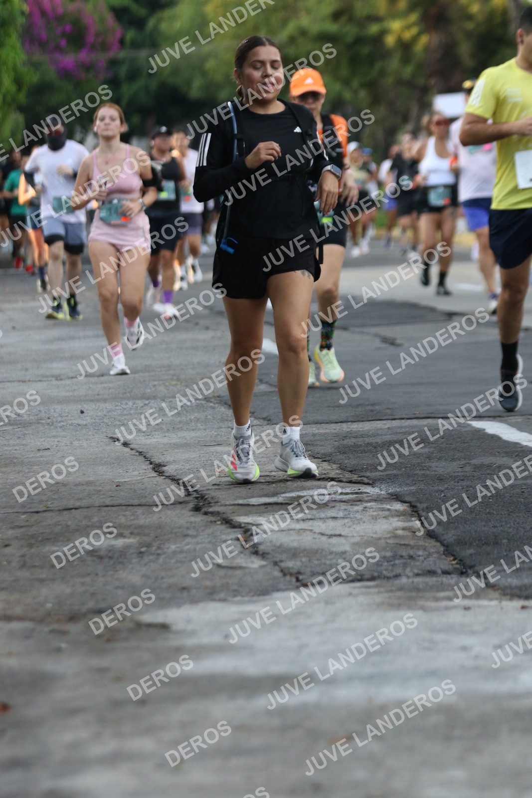Foto de ADIDAS SPLITS GUADALAJARA 15K / 30K en Av. San Ignacio esquina Av. Ignacio L. Vallarta, Zapopan a las 07:10