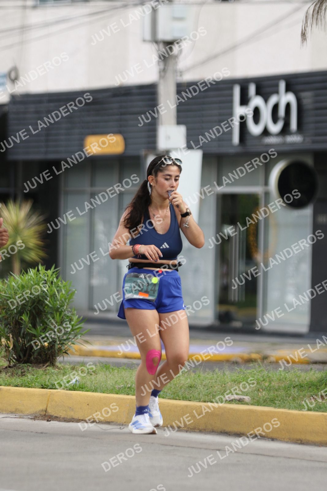 Foto de ADIDAS SPLITS GUADALAJARA 15K / 30K en Av. San Ignacio esquina Av. Ignacio L. Vallarta, Zapopan a las 09:03 · dorsal 2914