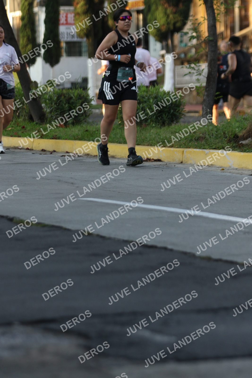 Foto de ADIDAS SPLITS GUADALAJARA 15K / 30K en Av. San Ignacio esquina Av. Ignacio L. Vallarta, Zapopan a las 07:22 · dorsal 3156, 33