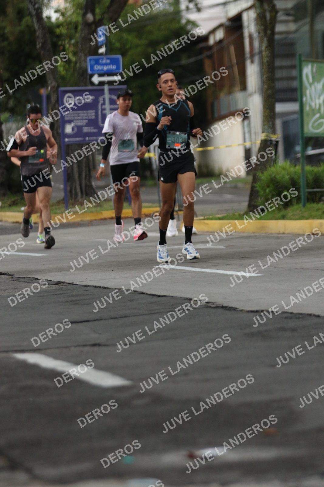 Foto de ADIDAS SPLITS GUADALAJARA 15K / 30K en Av. San Ignacio esquina Av. Ignacio L. Vallarta, Zapopan a las 06:55