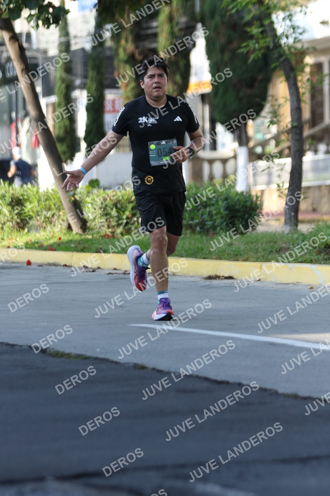 Foto de ADIDAS SPLITS GUADALAJARA 15K / 30K en Av. San Ignacio esquina Av. Ignacio L. Vallarta, Zapopan a las 08:23 · dorsal 54