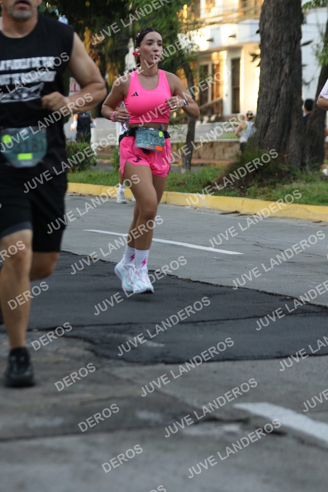 Foto de ADIDAS SPLITS GUADALAJARA 15K / 30K en Av. San Ignacio esquina Av. Ignacio L. Vallarta, Zapopan a las 07:14 · dorsal 1782, 3181
